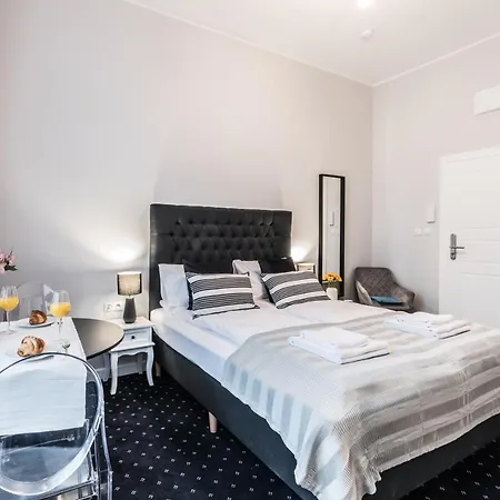 Apartment Rent Like - Serenity Ii - Old Town